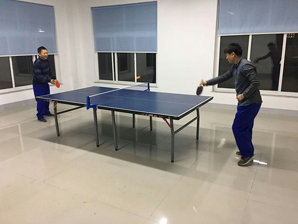 泵站員工娛樂時間打乒乓球